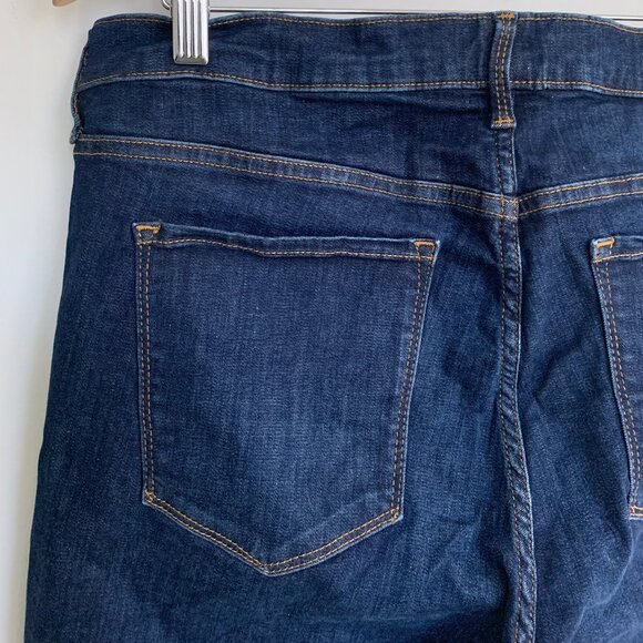 GAP Mid Rise True Skinny Jeans in Sculpt With Washwell 33 / 16 - Picture 8 of 9